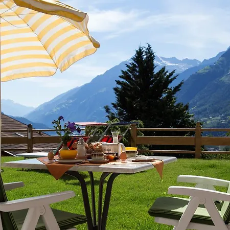 Krone Aparthotel Schenna
