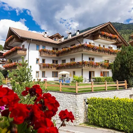 Aparthotel Krone