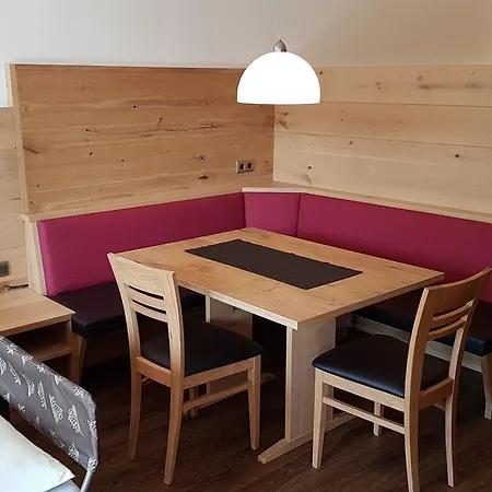 Krone Aparthotel 3*