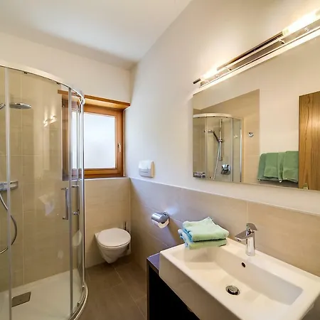 Aparthotel Krone Schenna